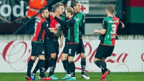 年从利物浦 年从利物浦