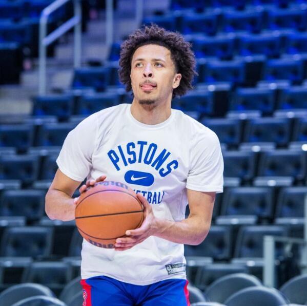 不打不相识 不打不相识