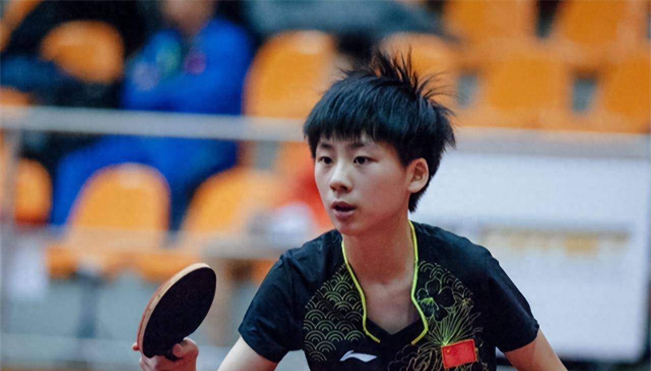 与卡塔尔的 与卡塔尔的