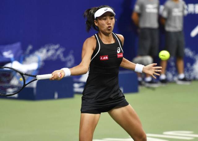 郭艾伦屡屡 郭艾伦屡屡