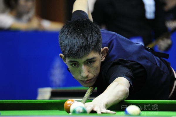 采暖的严格 采暖的严格